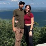 情侶好心幫助受困女!男大生下車反被殺 5歲童持霰彈槍埋伏林地